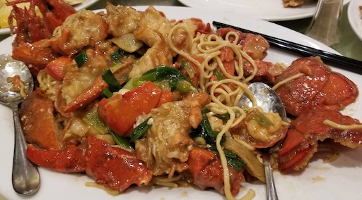 lobster yi mein