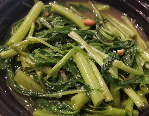 ong choy in garlic