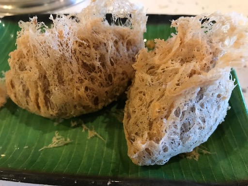 horn-shaped dumpling